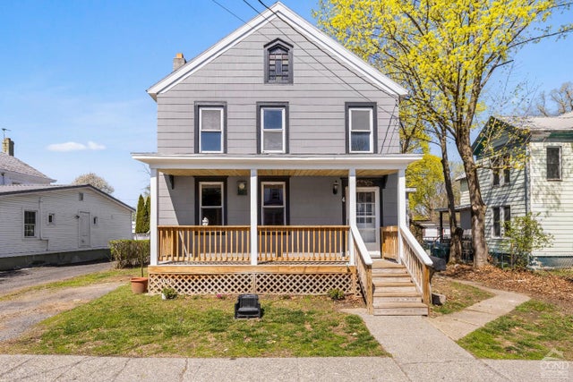 4 Lawrence Avenue, Coxsackie