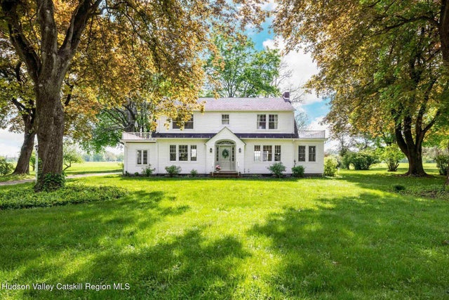 293 Linden Avenue, Red Hook