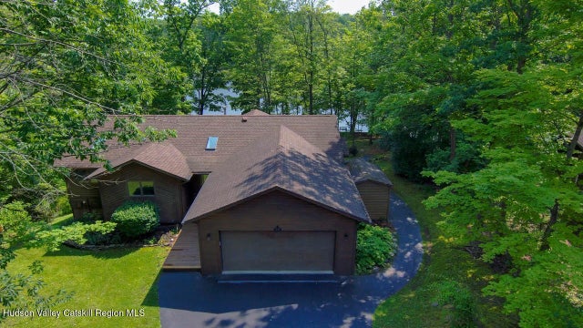 29 Ambassador Court, Athens