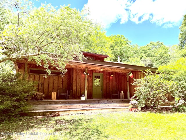 224 Martin Avenue, Highland