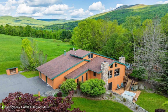 68 Hilltop Drive, Windham