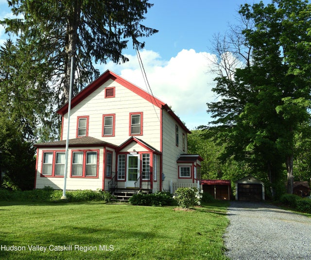 280 Main Street, Pine Hill