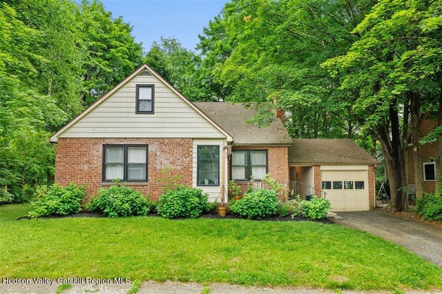 42 Center Street, New Paltz