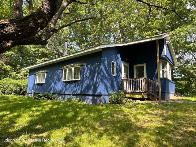 112 High Falls Road, Saugerties