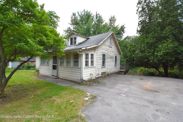 2693 Route 9w, Saugerties