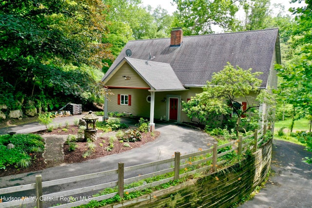 483 Mountain Road, High Falls