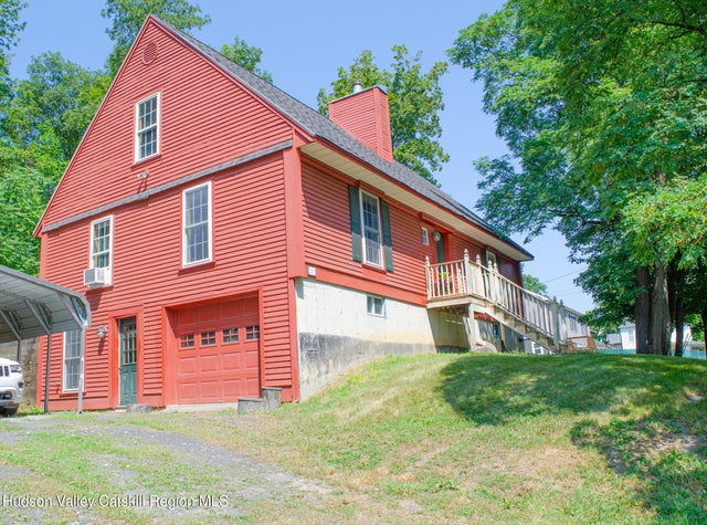 221 Third Avenue, Kingston