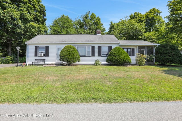 123 Railroad Avenue, Saugerties