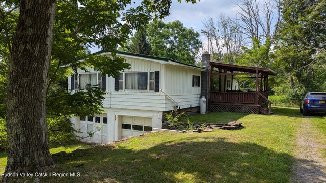 87 Merwin Street, Jewett