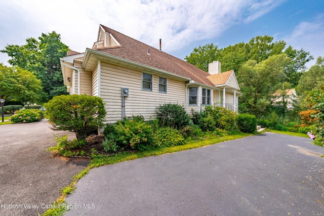 32 Red Maple Road, Saugerties