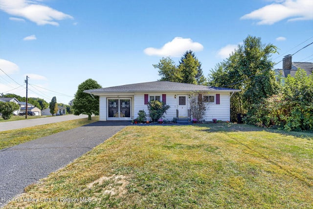 6 Brooks Lane, Catskill