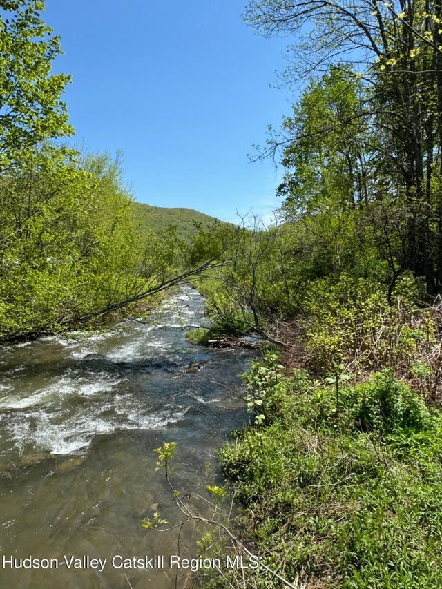 Photo of Listing #20251330