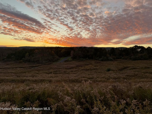 Photo of Listing #20251400