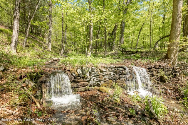 Photo of Listing #20251444