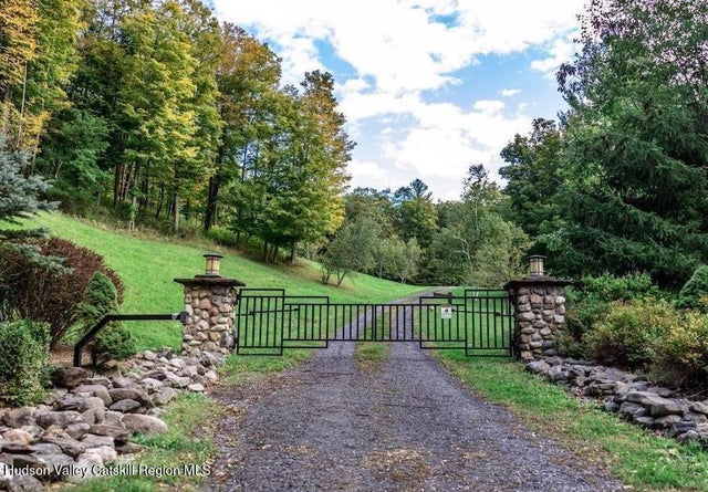 Photo of Listing #20253007