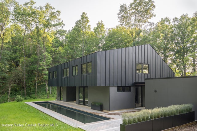 Photo of Listing #20251931