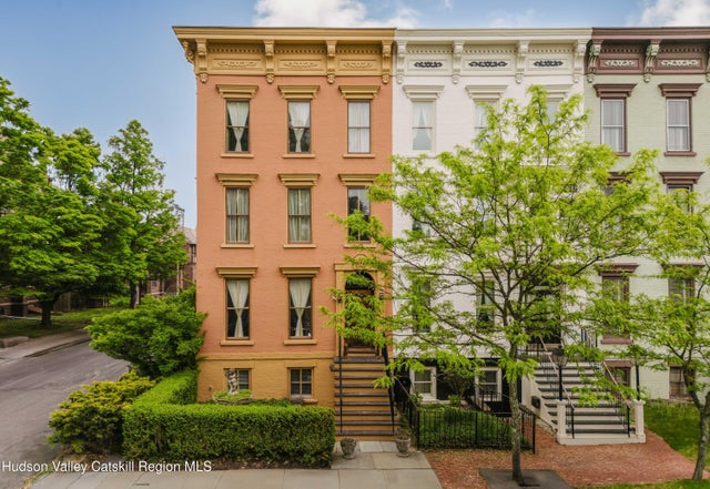 Photo of Listing #20251978