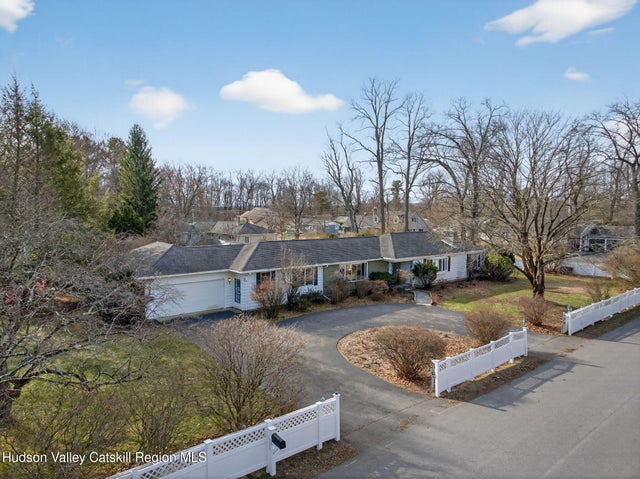 Photo of Listing #20261095