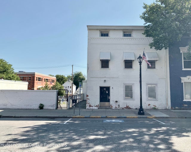 Photo of Listing #20251945