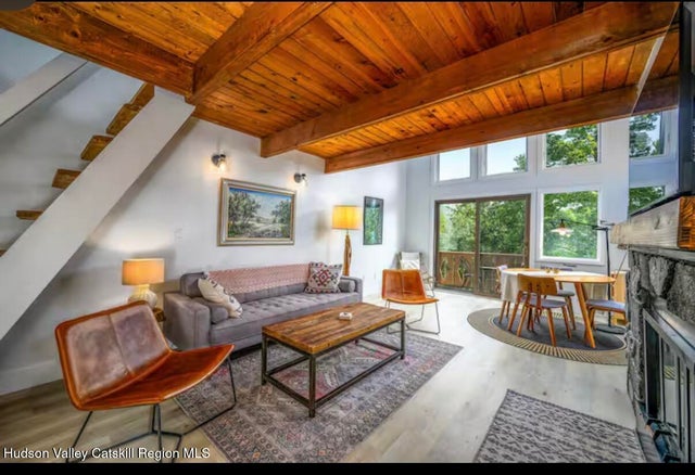 Photo of Listing #20255811