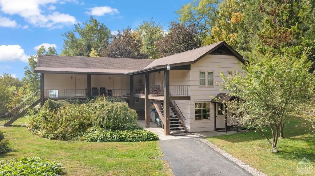 7951 Ny-22, Copake Falls