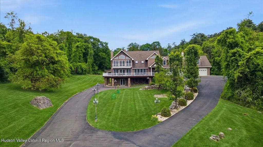 627 Green Lake Road, Catskill