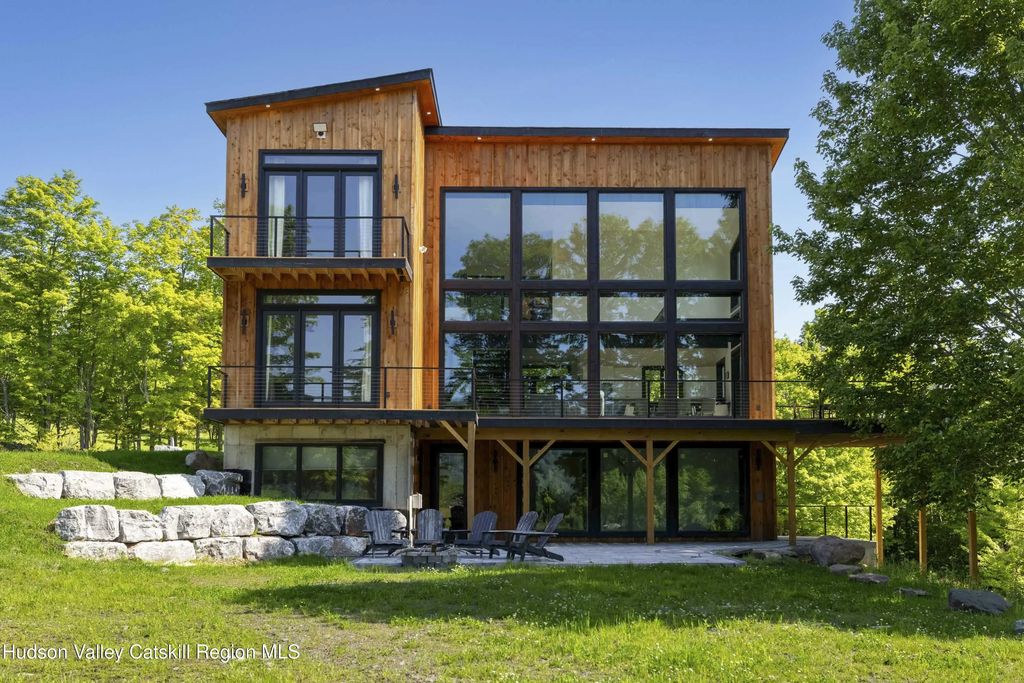 4 Goff Road, Windham
