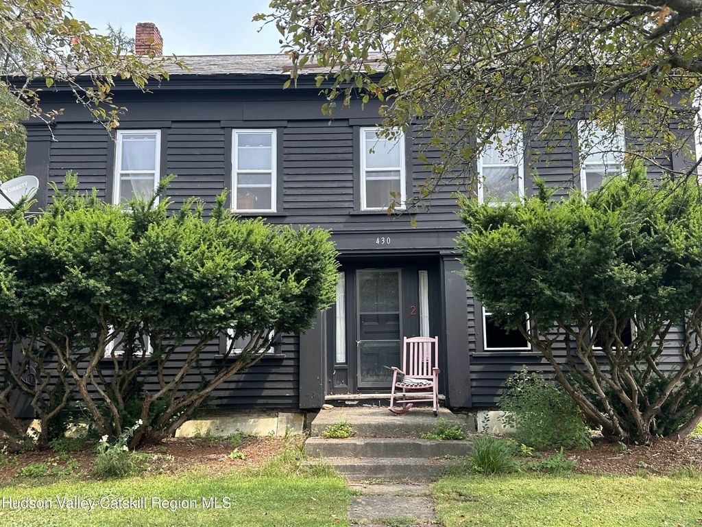430-432 Ny 43, Stephentown