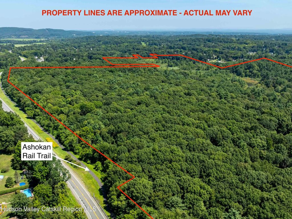 Lucas Ave Extension, Hurley