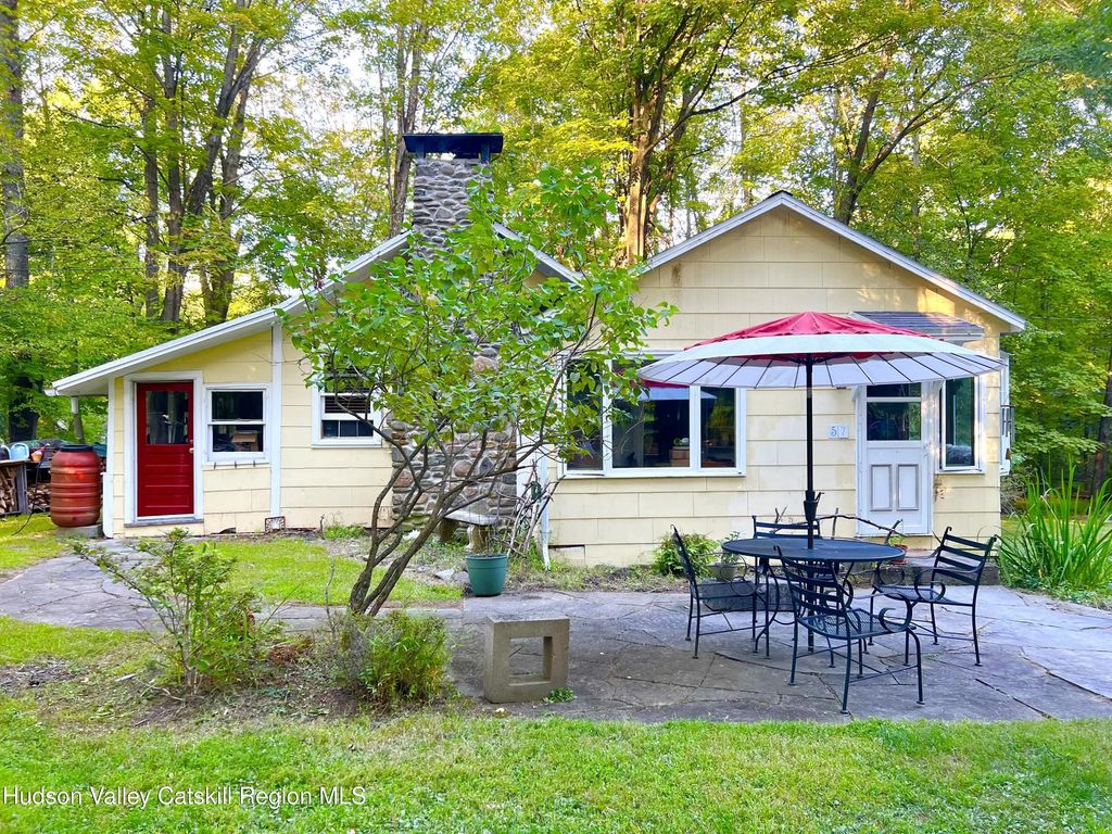 57 Ohayo Mt. Road, Woodstock