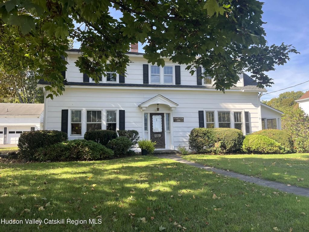 729 Springtown Road, Tillson
