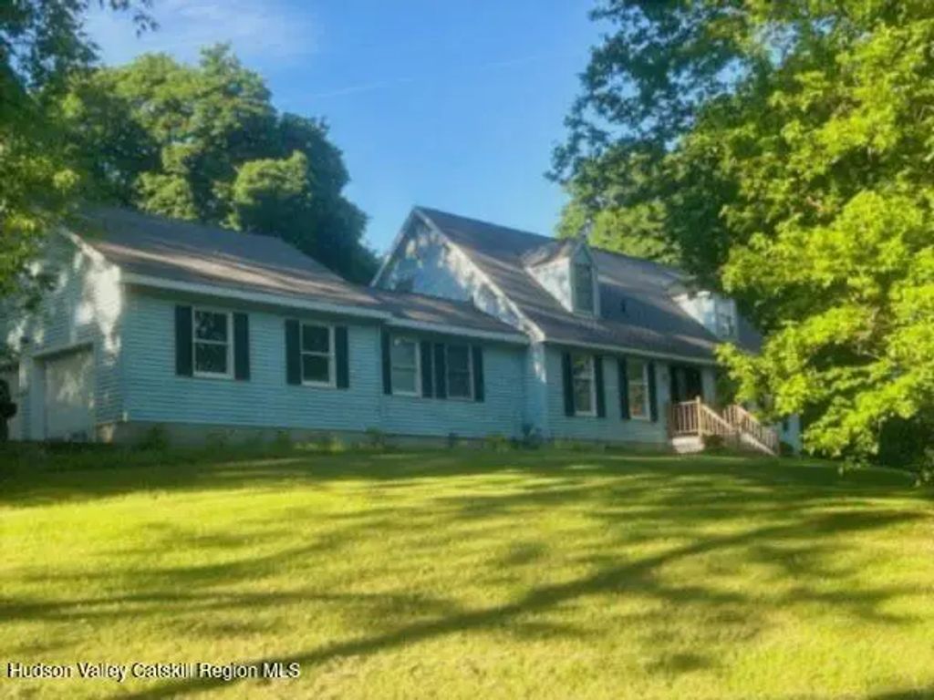 10 Calico Lane, Claverack