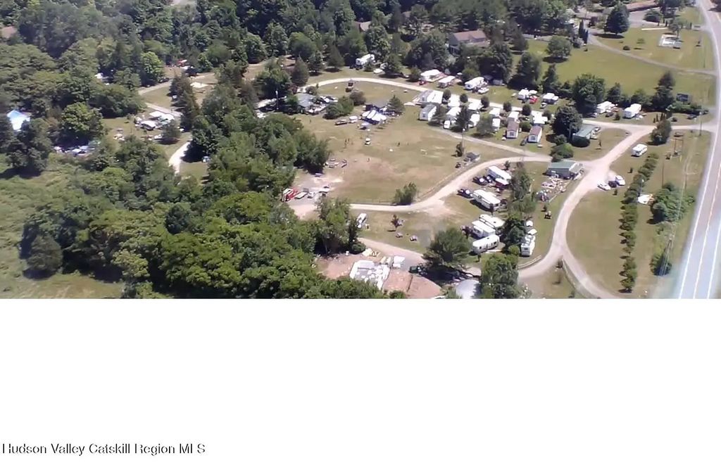 4952 New York 32, Catskill