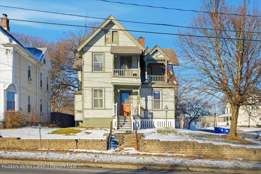 97 Maple Avenue, Catskill