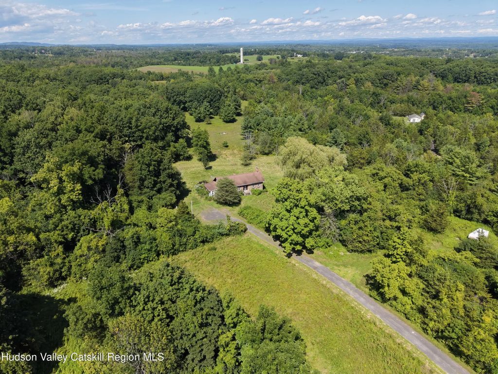 528 Schoharie Turnpike, Athens