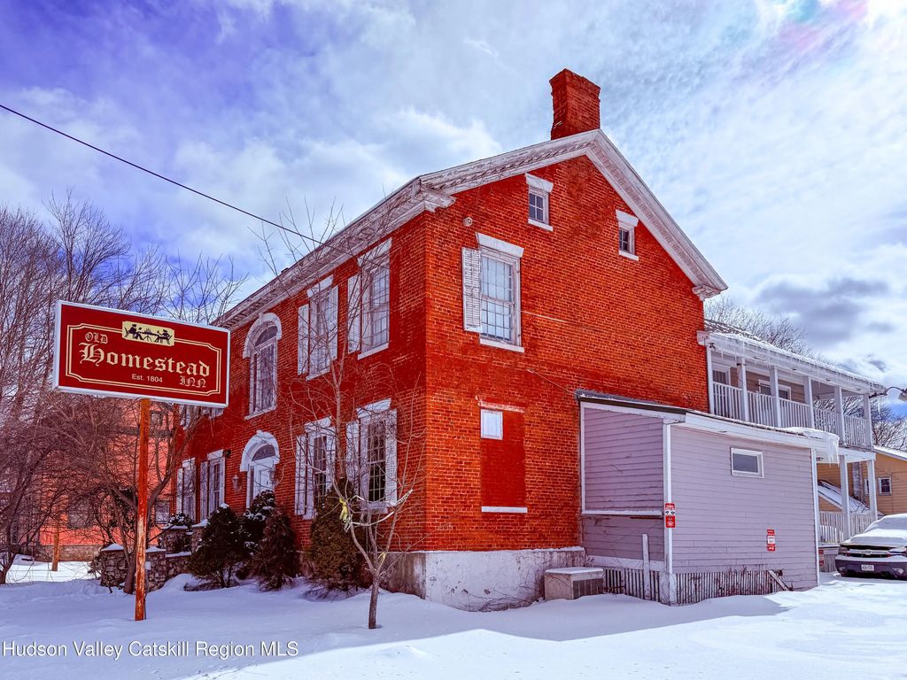 6 Church Street, Nassau