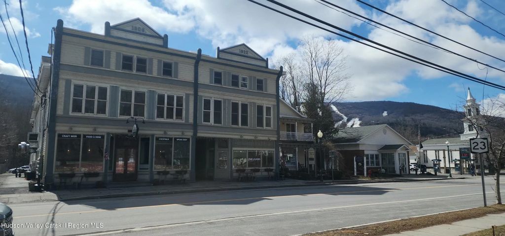5359 Main Street 2h., Windham