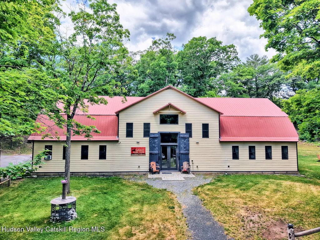 400 Game Farm Road, Catskill