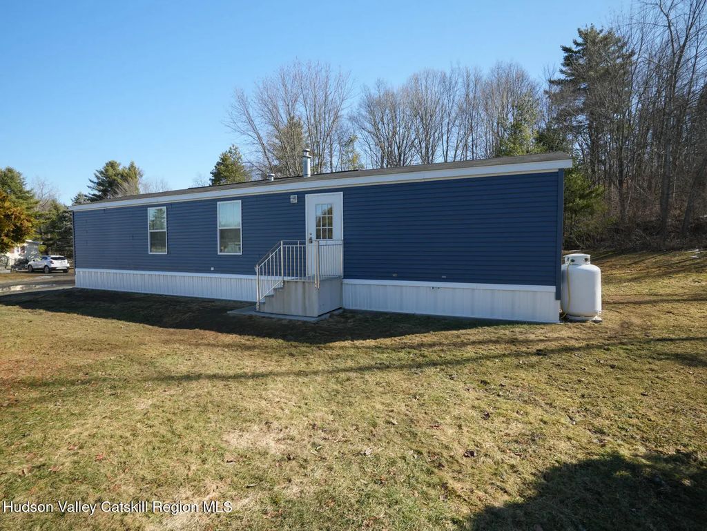 24 Birch Way, Pittstown