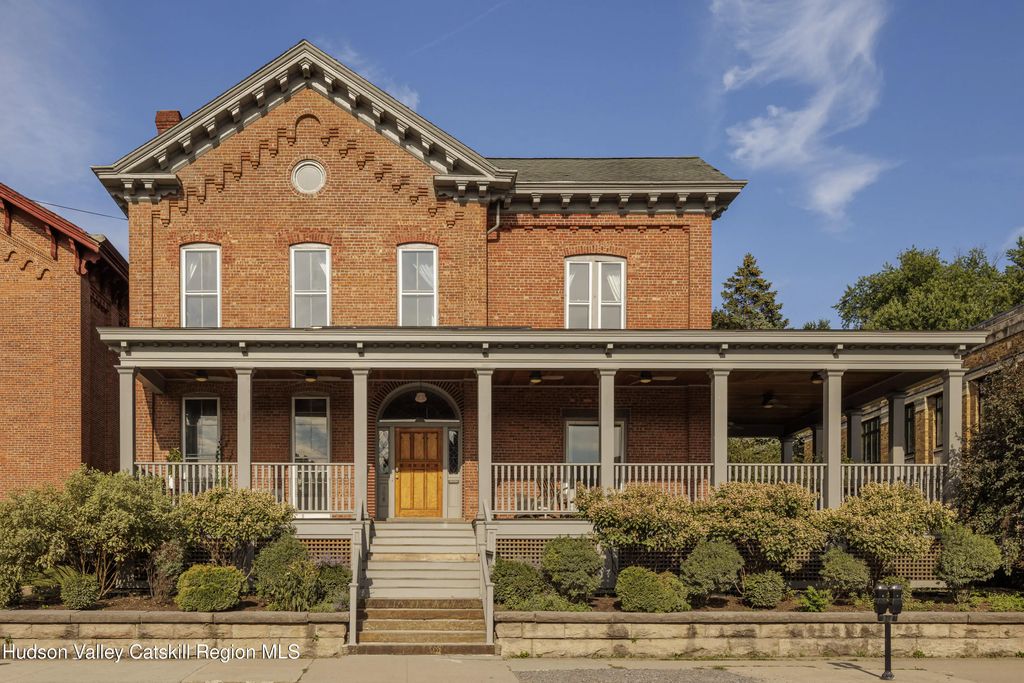 308 Main Street, Catskill