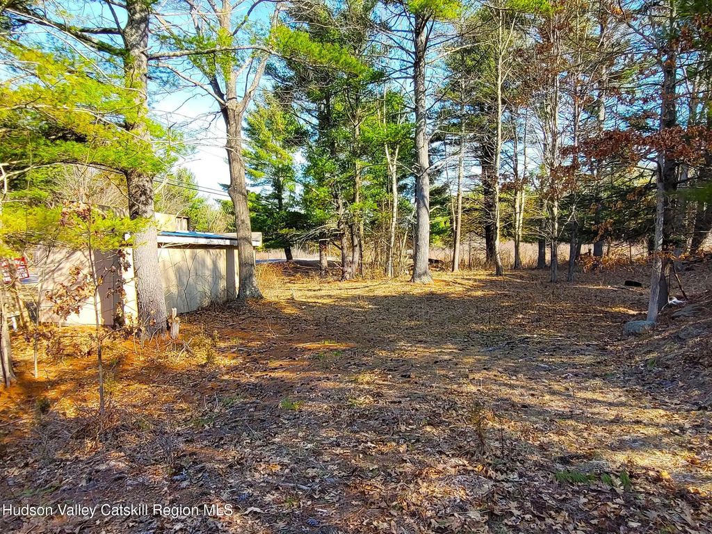 1230 West Road, Greenville