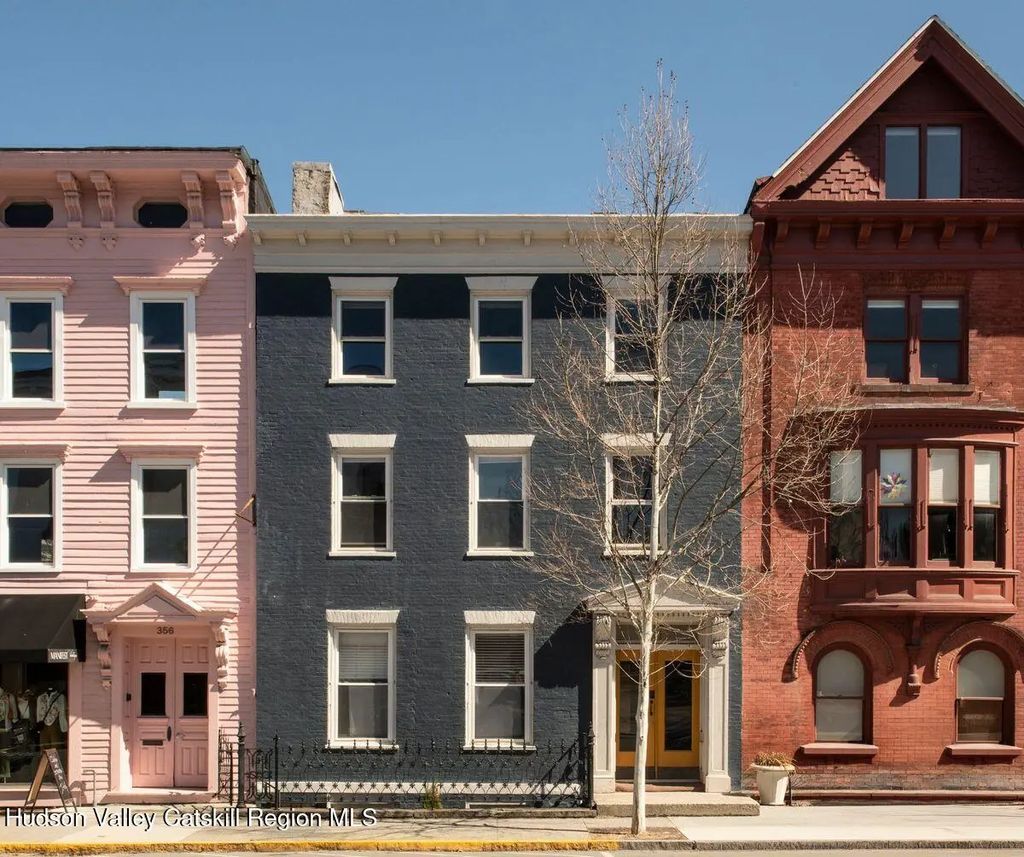 358 Warren Street, Hudson