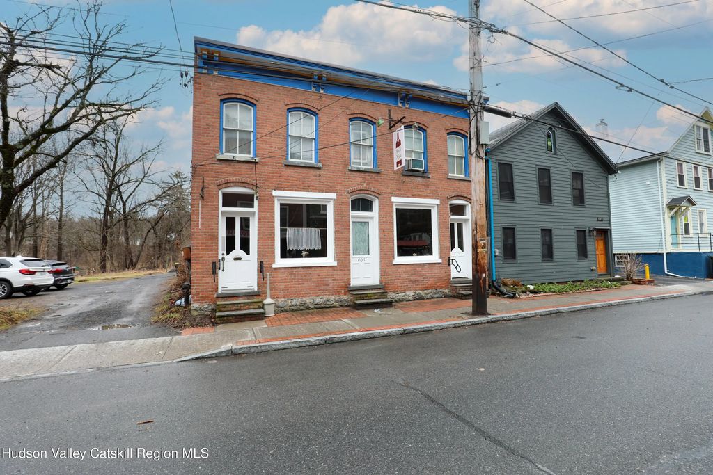407 Main Street, Rosendale