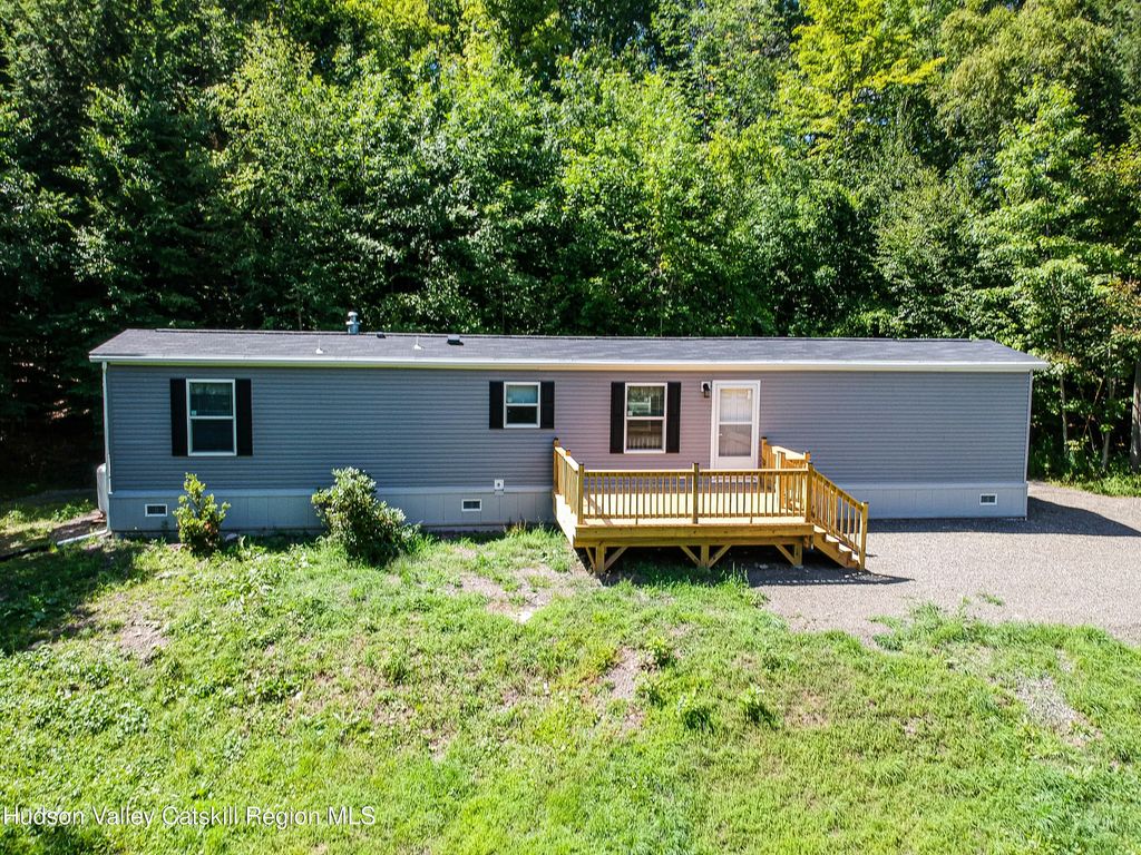 351 Maybie Road, Gilboa