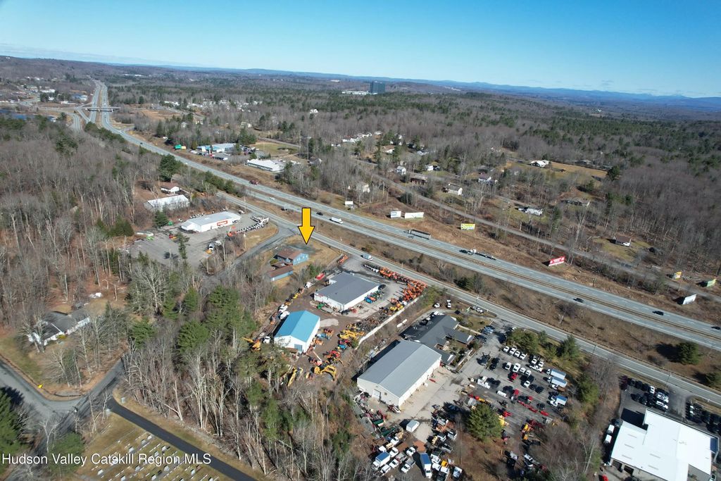 740 Southwoods Drive, Monticello