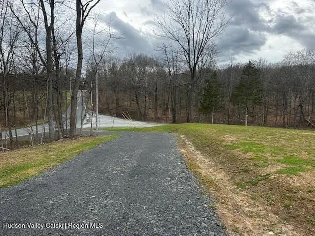 2809 Old Kings Road, Catskill
