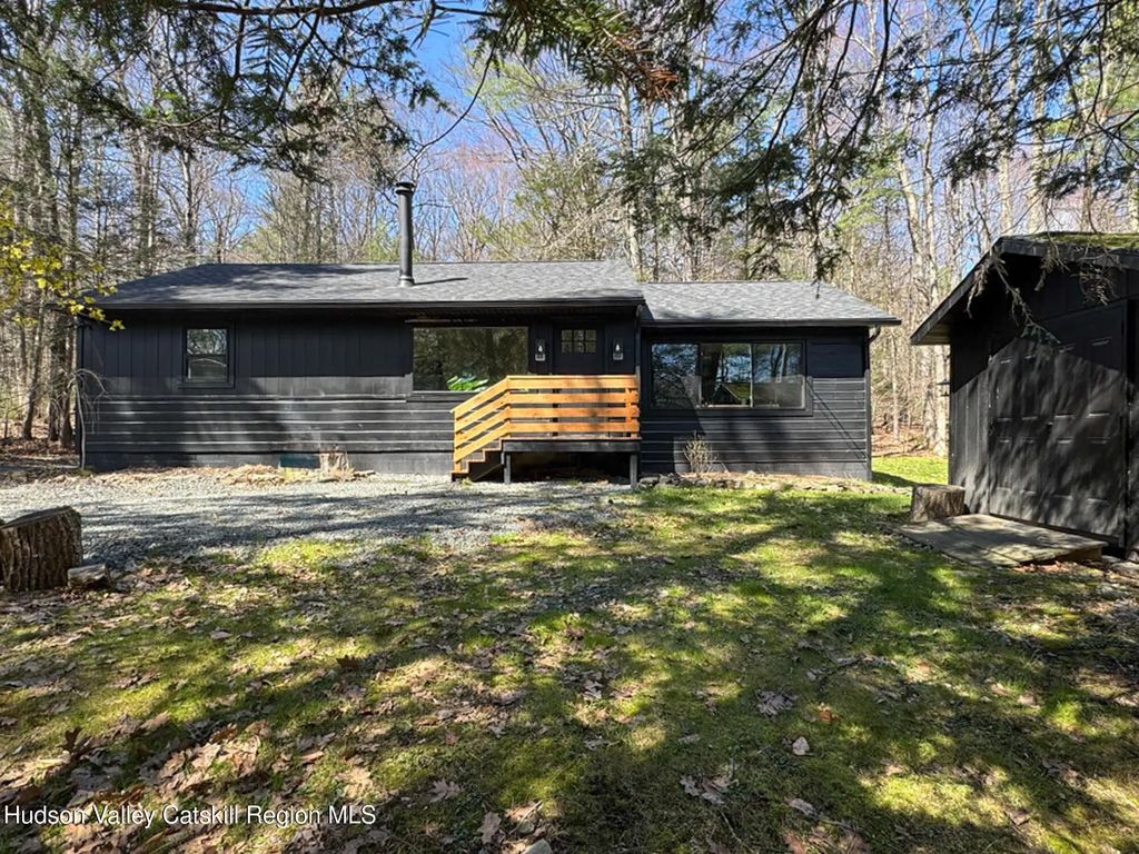 16 Burpo Lane, Kerhonkson