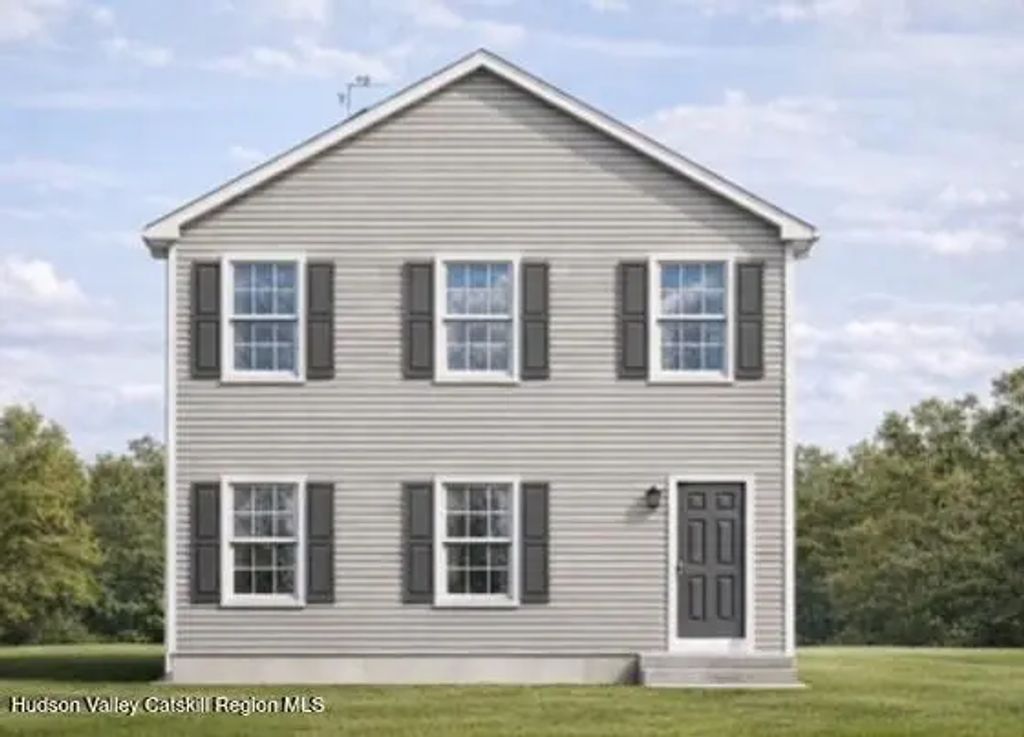 18 Russell Street, Saugerties