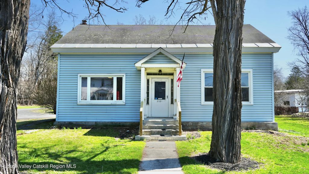 11184 State Route 32, Greenville