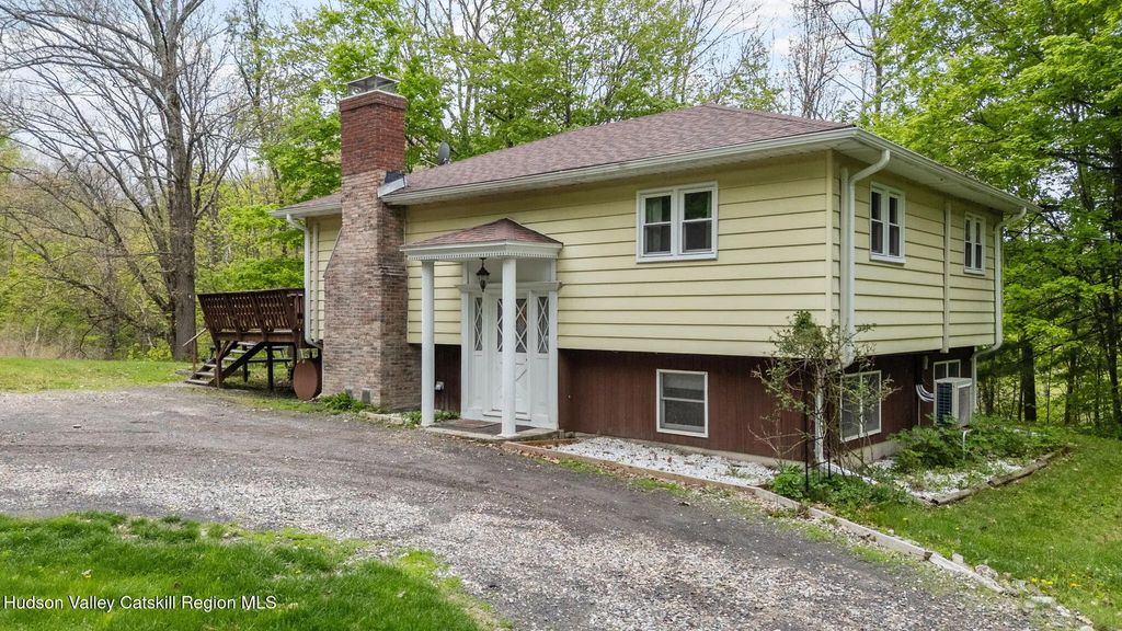 1742 State Route 82, Ancram